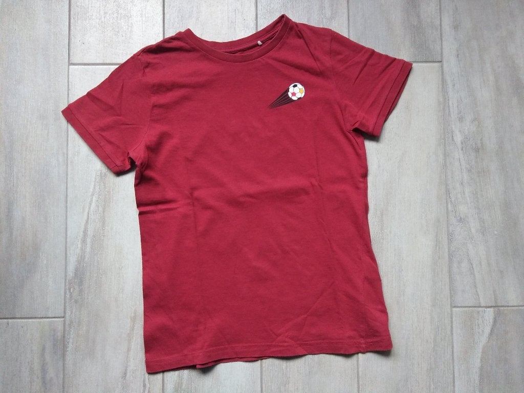 ★ M128/134 - T-shirt Esprit voetbal, Kinderen en Baby's, Kinderkleding | Maat 128, Gebruikt, Ophalen of Verzenden, Esprit, Shirt of Longsleeve