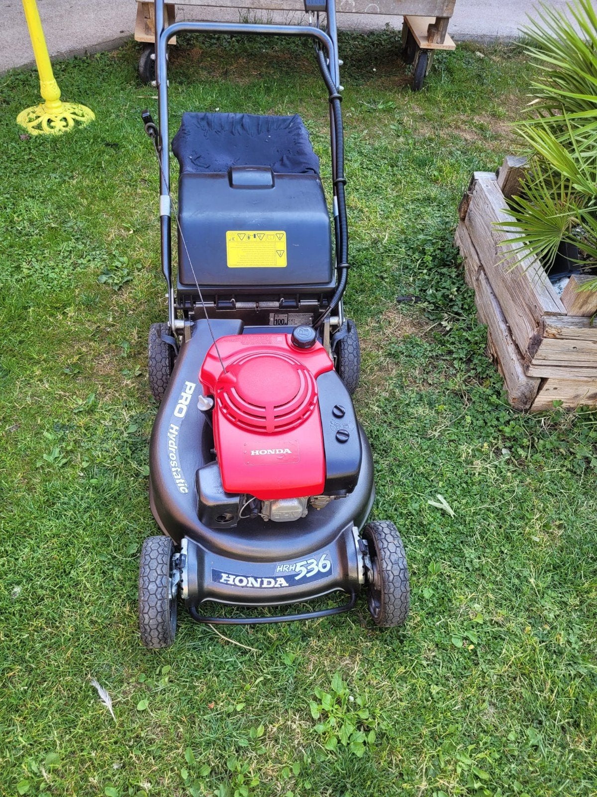 Honda 536 Pro maaier in uitstekende hydrostatische staat, Tuin en Terras, Ophalen, Opvangbak