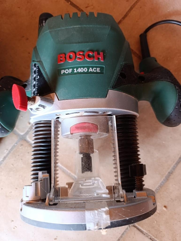 bovenfrees bosch, Doe-het-zelf en Bouw, Ophalen, Zo goed als nieuw, Bovenfrees, Bosch
