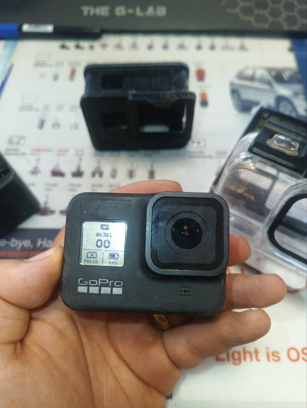 GoPro Hero 8 Black + 4 batteries/chargeur + accessoires, TV, Hi-fi & Vidéo, Caméscopes numériques, Enlèvement ou Envoi, Caméra
