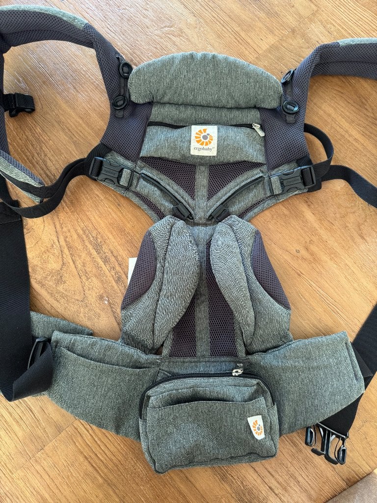 Ergobaby omni 360 cool air, Enlèvement