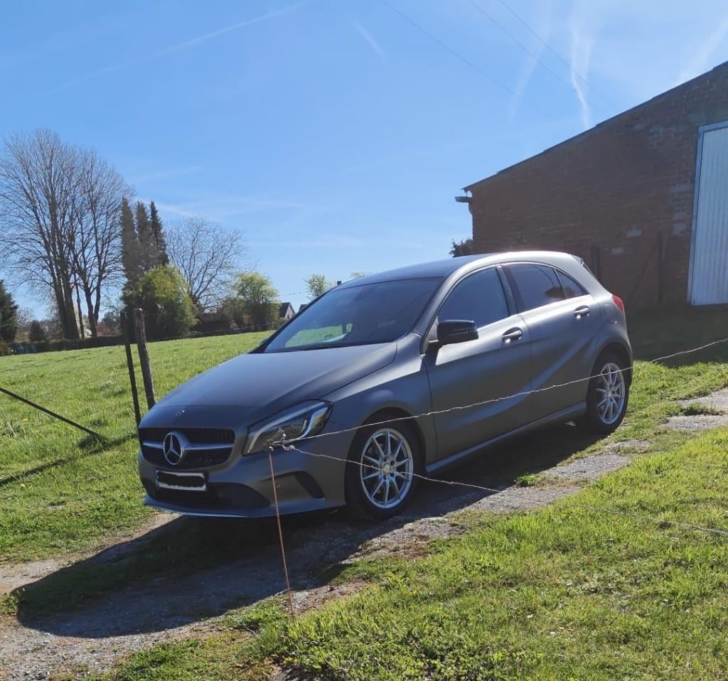 Mercedes Benz A180 BE Edition AMG Pack, Auto's, Zwart, 5 zetels, 5 deurs, Particulier