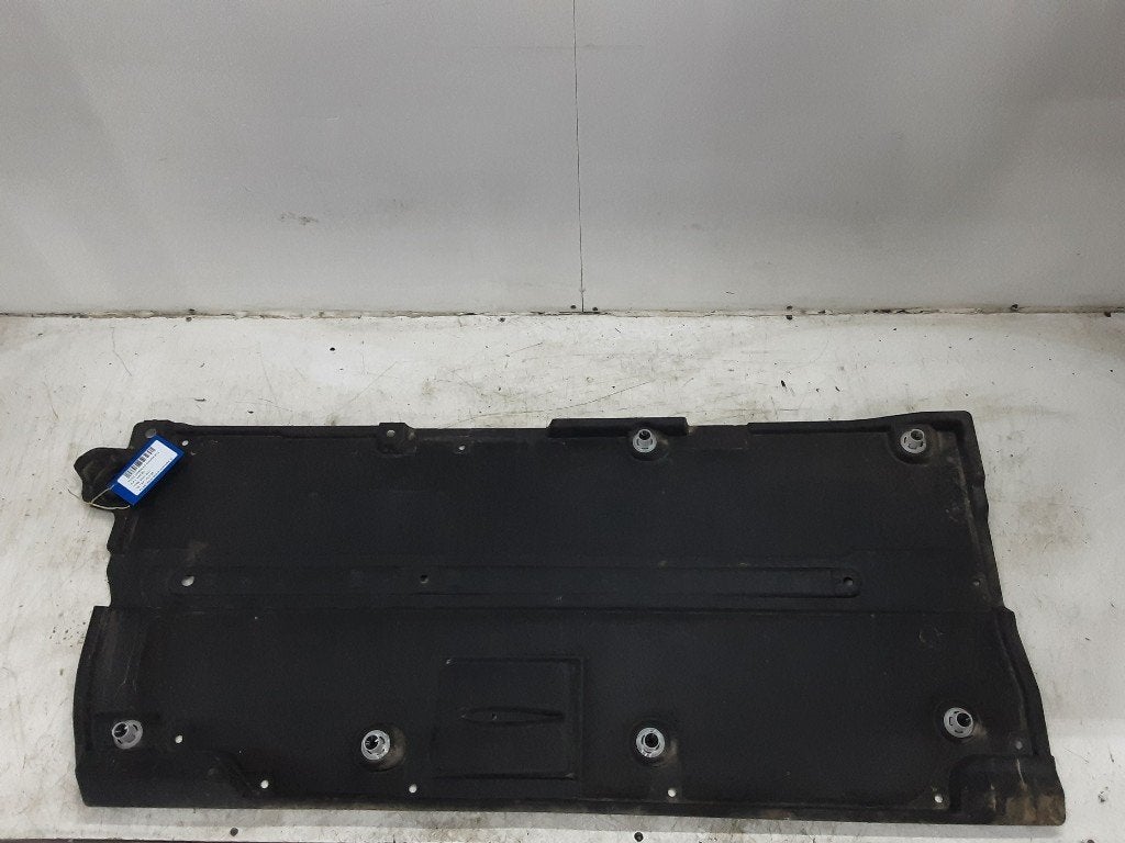 PLAQUE ARRIÈRE AVANT GAUCHE Corolla (E21 / EA1 / EH1), Kundenbetreuung@toyota.de, Toyota, Utilisé, Toyota-Allee 2
50858  Köln, DE