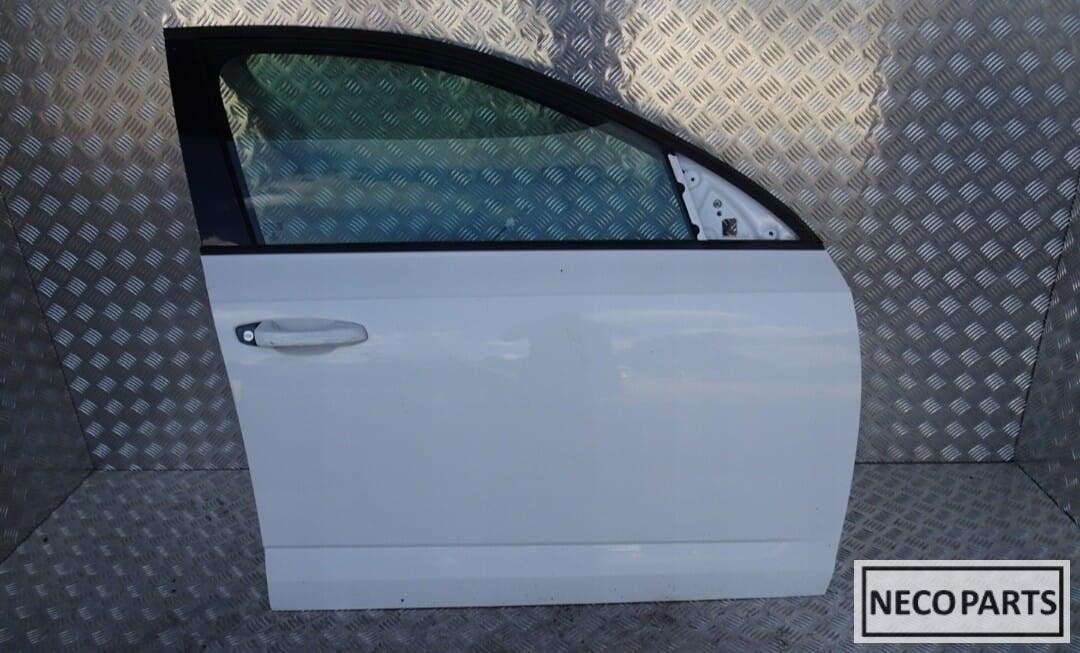 SKODA OCTAVIA III DEUR PORTİER DEUREN PORTIEREN, Arrière, -, Haillon arrière, Utilisé