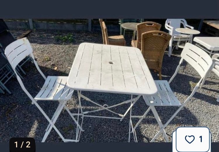 Hoge partytafel   met 2 stoelen, Ophalen, Zo goed als nieuw