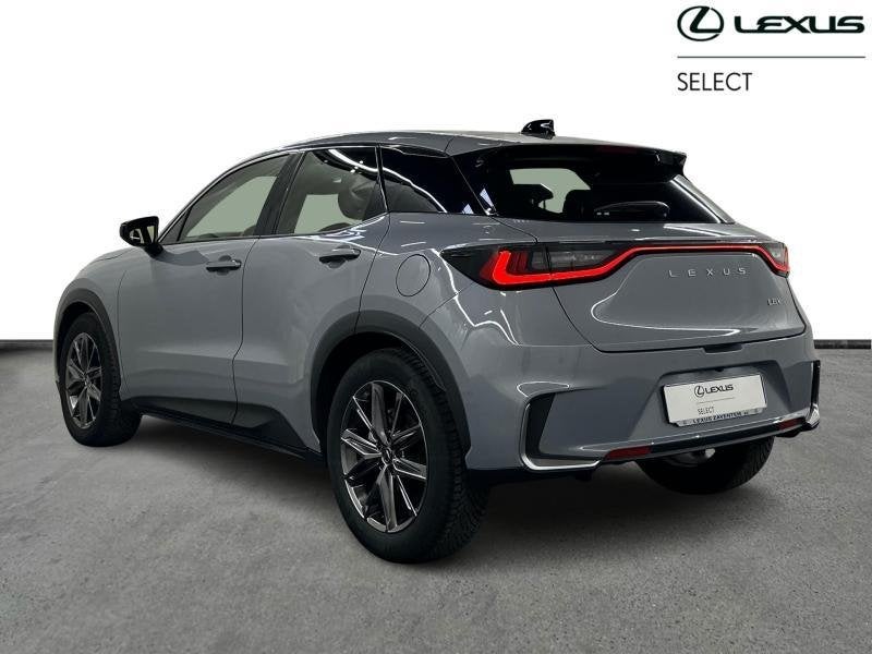 Lexus LBX Elegant | winter pack | all season tyres, Autos, Lexus, 100 kW, Argent ou Gris, Achat, LBX
