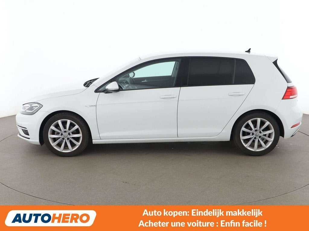 Volkswagen Golf 1.5 TSI ACT Comfortline BlueMotion Tech, Auto's, Voorwielaandrijving, Stof, Wit, 96 kW