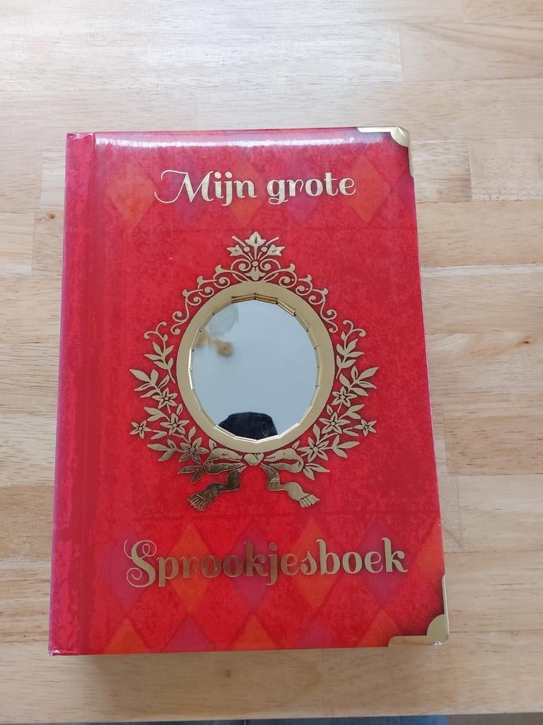 Mijn grote sprookjesboek, Enlèvement, Contes (de fées)