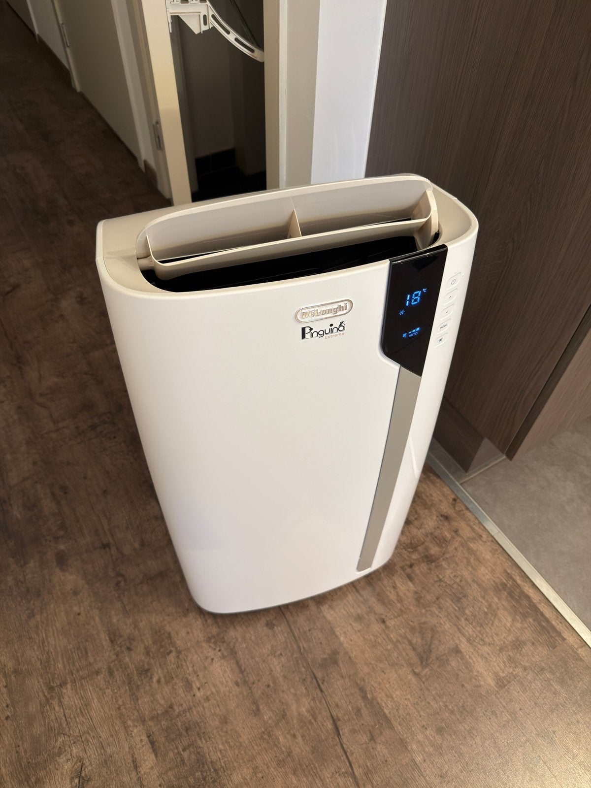 Delonghi Pinguino Extreme mobiele airco, Ophalen, Nieuw, Mobiele airco