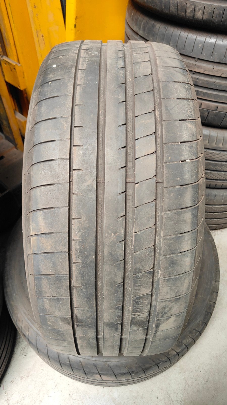 285/40r21 Goodyear 80€ l'unité avec montage et équilibrage, Autos : Pièces & Accessoires, Commande, Enlèvement ou Envoi