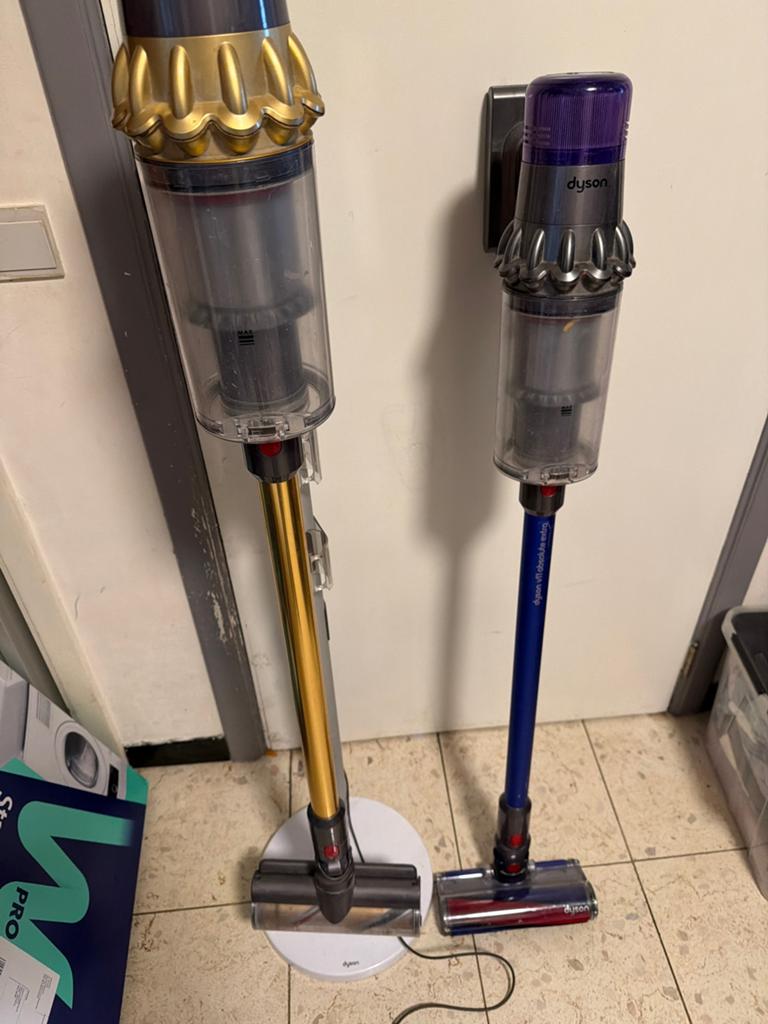 MEGA-PACK Dyson V11 Absolute Ultra Complet – 2 Appareils, Elektronische apparatuur, Ophalen, Gebruikt, Dyson
