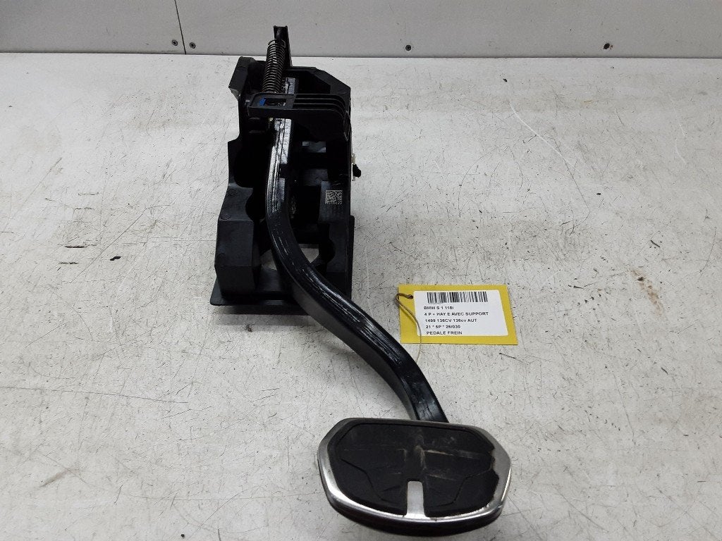 PEDALE DE FREIN BMW 1 serie (F40) (01-2019/-) (688875305), Utilisé, BMW, Petuelring 130
80809  München, DE, Bayerische Motoren Werke AG