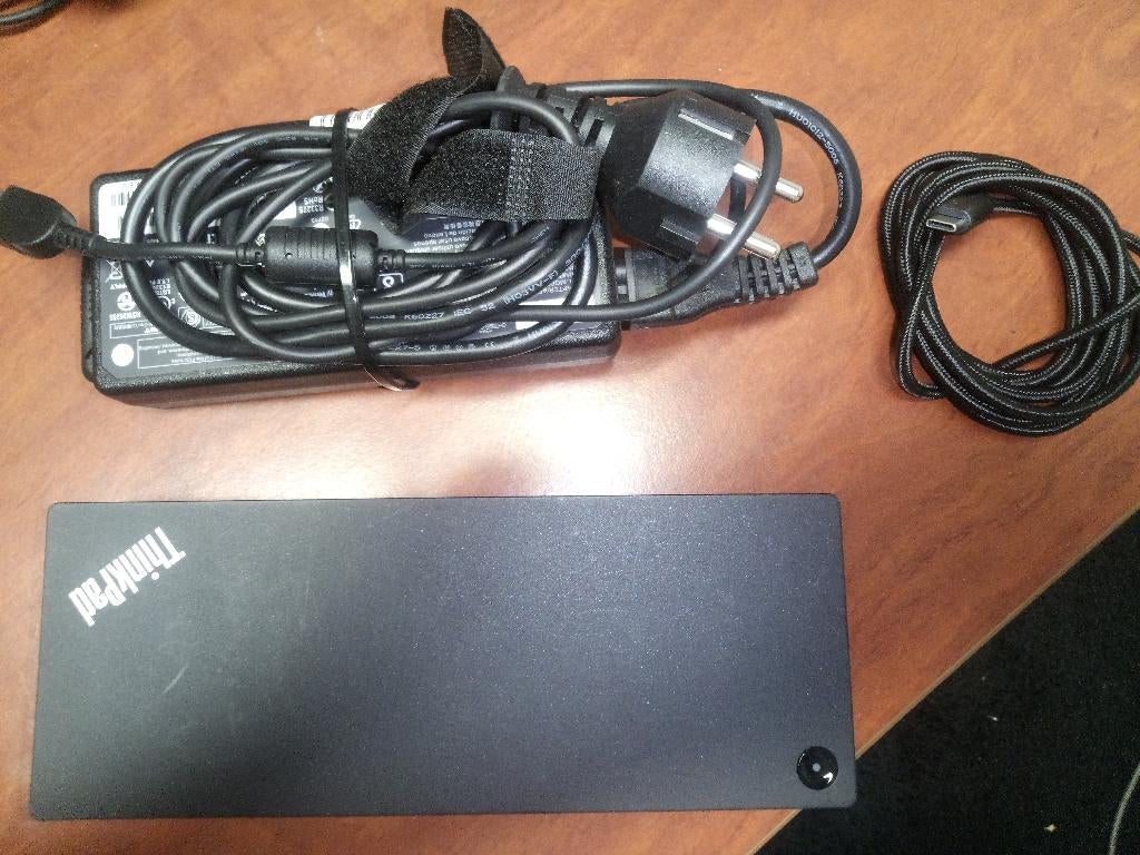 Lenovo 40AF (DUD9011D1) usb c docking, Enlèvement, Comme neuf