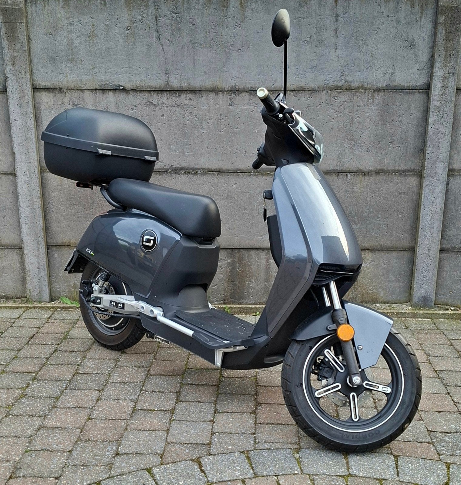 Trottinette électrique Super Soco Cux grise, classe B, Comme neuf, Enlèvement, Électrique
