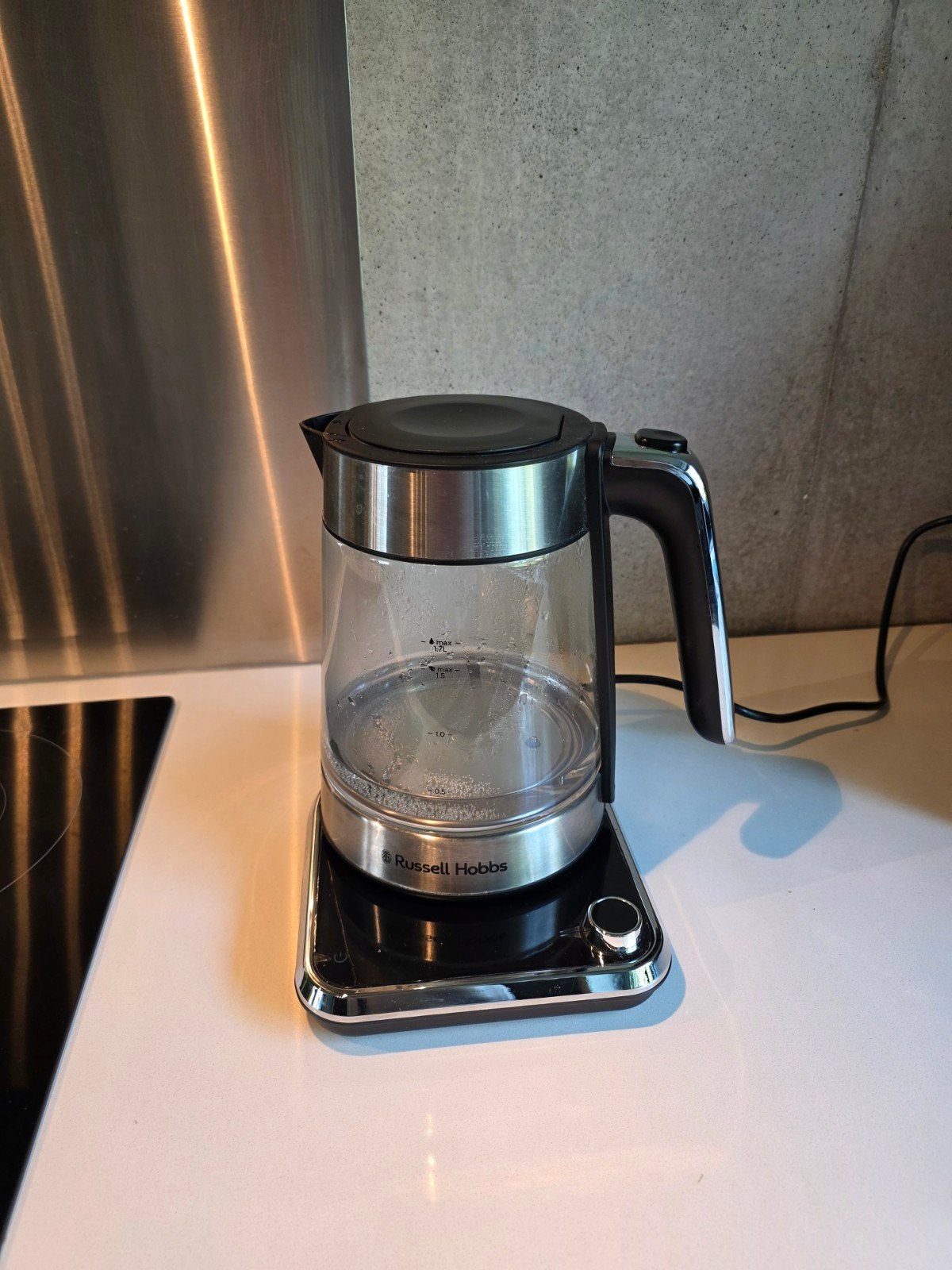 Russell Hobbs variable temp waterkoker / kettle 1.7L, Electroménager, 1 à 2 litres, Enlèvement, Comme neuf, Inox