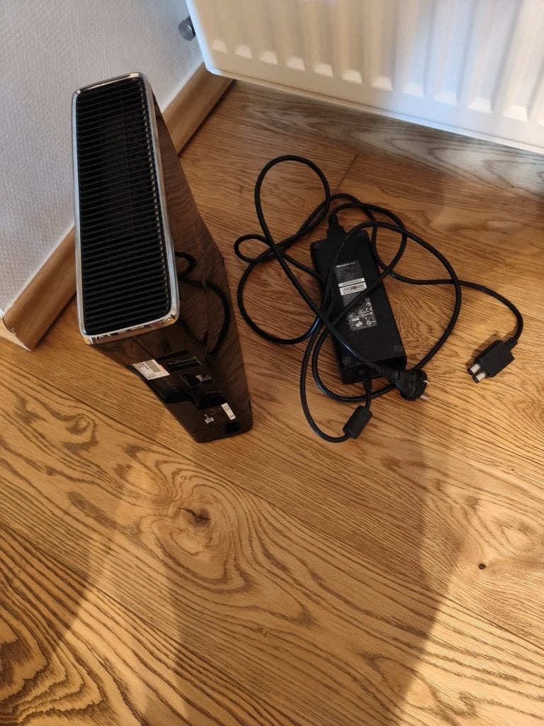 xbox 360 plus 2 controller plus spellen, Ophalen of Verzenden, Gebruikt, Met 2 controllers, Met games