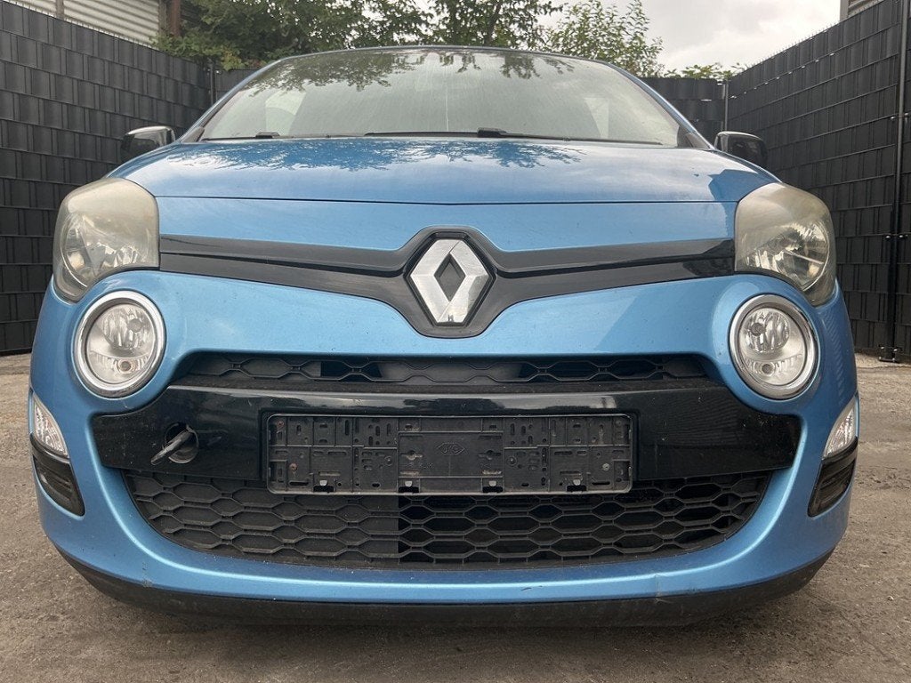 PARE-CHOCS AVANT Renault Twingo II (CN) (01-2007/09-2014), Autos : Pièces & Accessoires, Pare-chocs, Renault, Utilisé, Peter-Huppertz-Straße 5
51063  Köln, DE