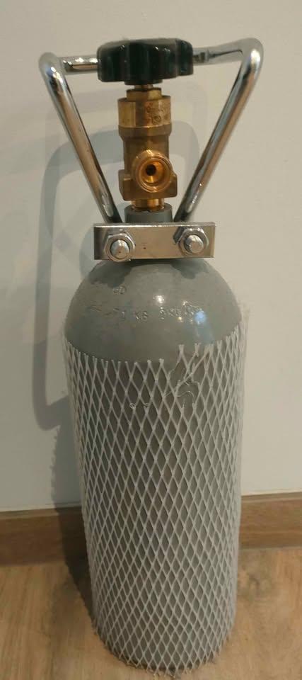 Bouteille CO2 rechargeable 2 kg en très bon état., Enlèvement, Comme neuf, CO₂-systeem
