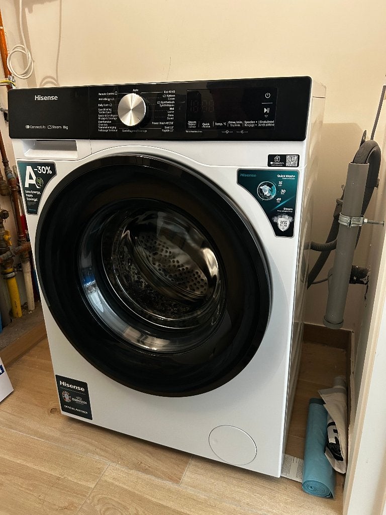 Hisense ConnectLife 8kg Stoom Wasmachine, Elektronische apparatuur, Ophalen, Zo goed als nieuw, 85 tot 90 cm, 1200 tot 1600 toeren