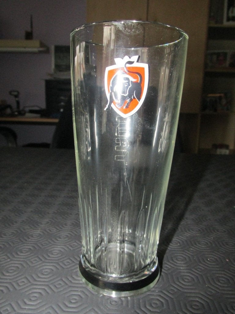 Verre JUPILER TAURO - 33 cl - M10, Collections, Enlèvement, Comme neuf, Verre ou Verres, Jupiler