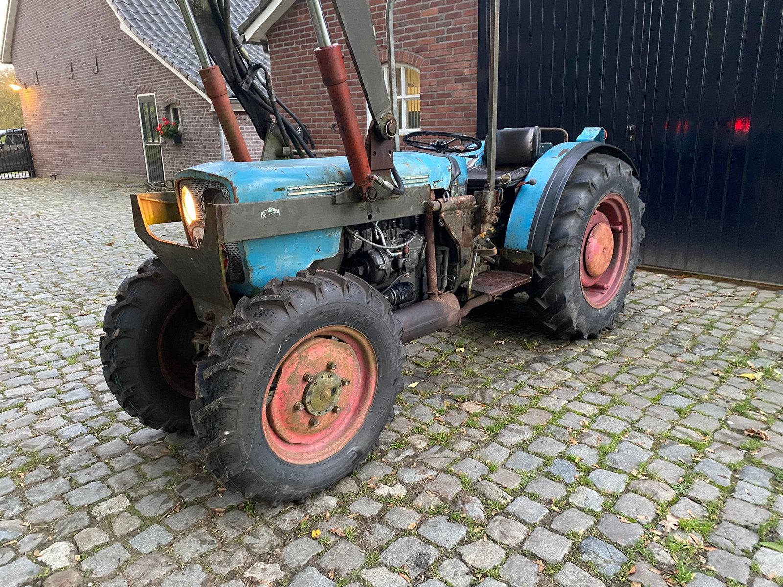 Te koop: Eicher 3712 met 4wd en Baas voorlader, Zakelijke goederen, Meer dan 10000, Oldtimer, Tot 80 Pk, Ophalen