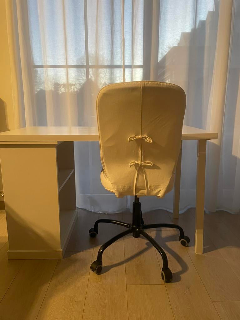 Bureau + bureaustoel Ikea wit, Huis en Inrichting, Bureaus, Ophalen, Gebruikt, IKEA, Wit