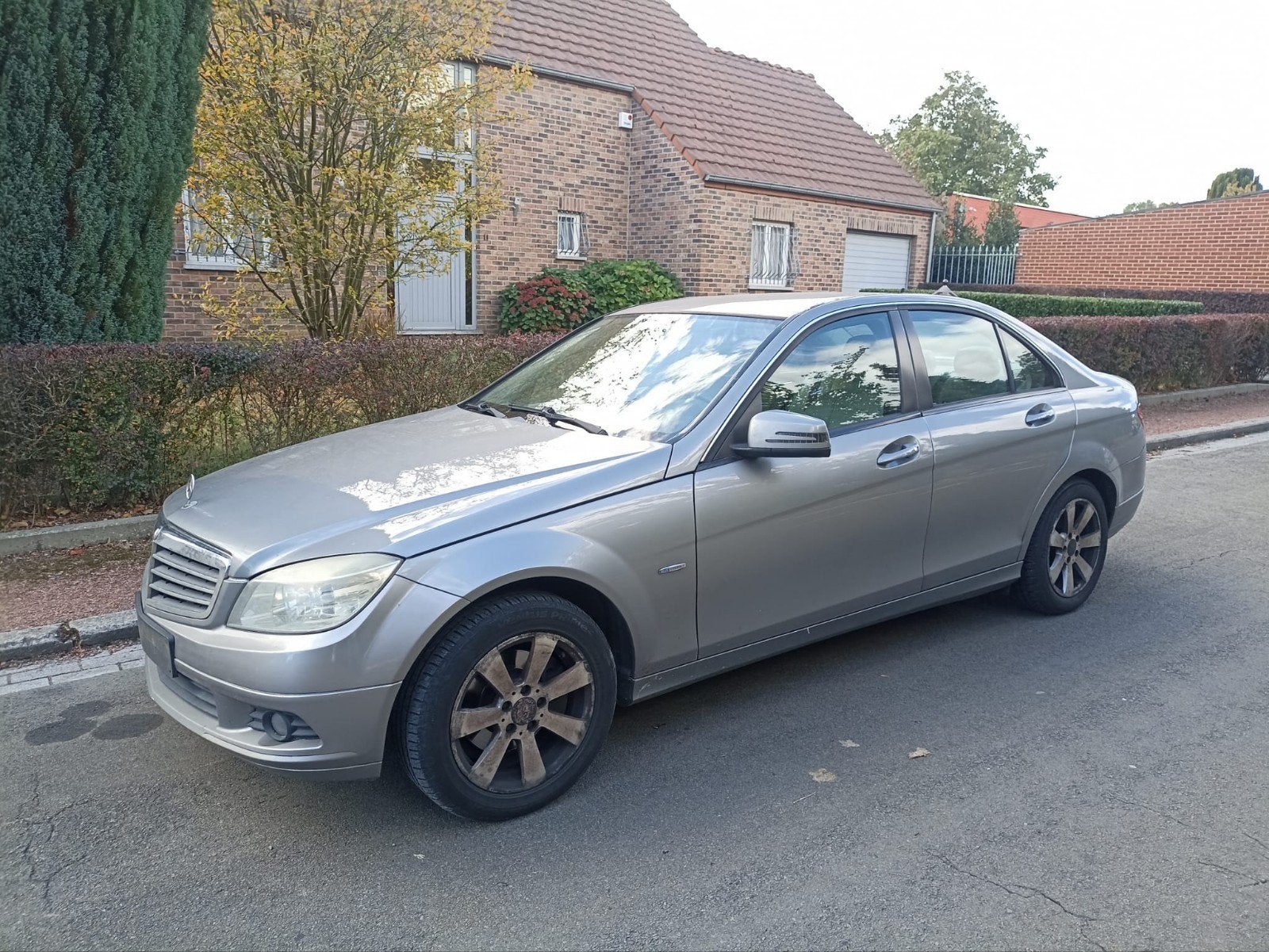 MERCEDES C220 DIESEL BOITE AUTOMATIQUE, Enlèvement