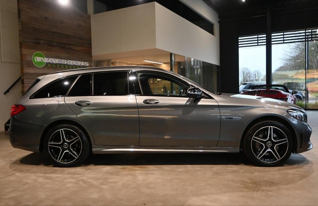 Mercedes C300e Plug-in Hybrid (BTW aftrekbaar), Auto's, Mercedes-Benz, Adaptive Cruise Control, Zwart, Zwart, Leder
