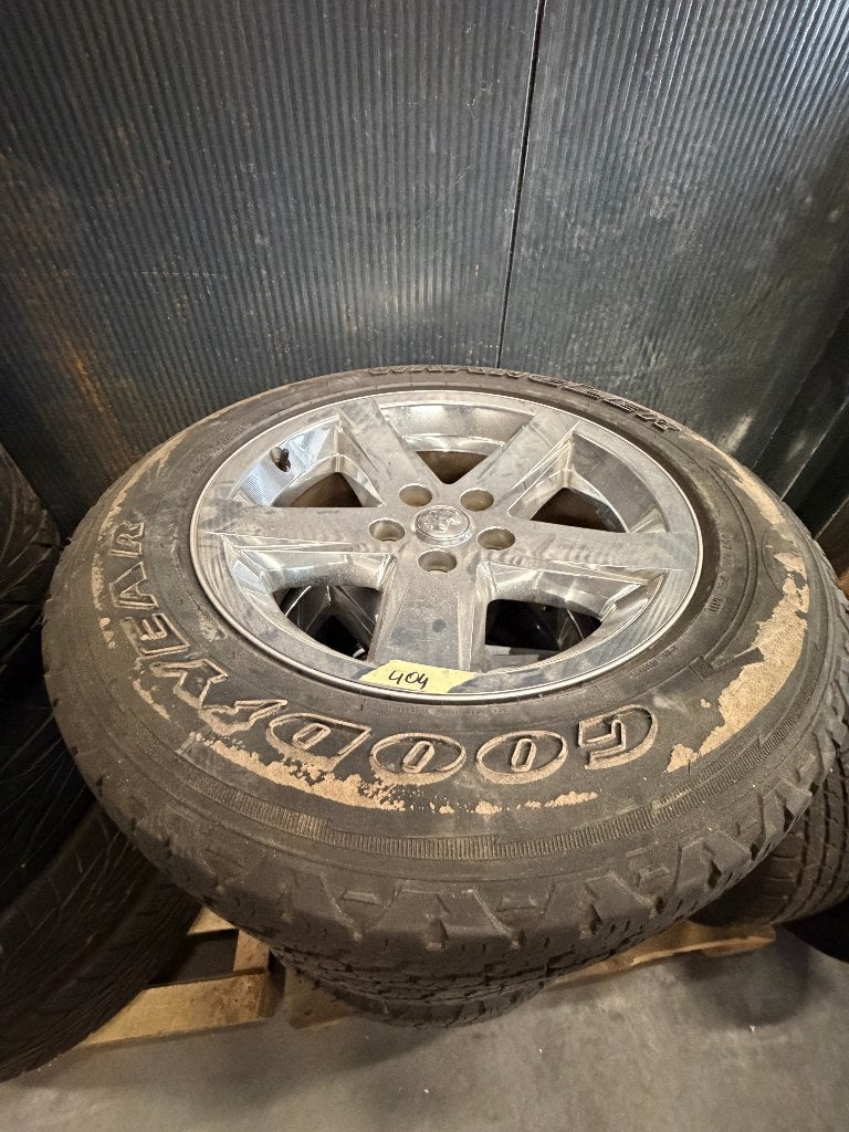 Velgen + Banden Dodge Ram, Auto-onderdelen, Ophalen, 275 mm, Band(en), 20 inch
