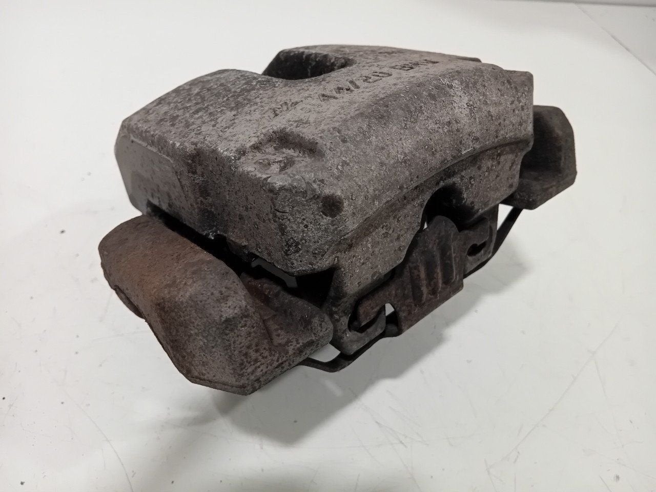Remklauw rechts achter BMW X5, Onderdelen@venauto.nl, Van der Ven Autorecycling B.V., Ettenseweg 76, 4706 PB Roosendaal, The Netherlands