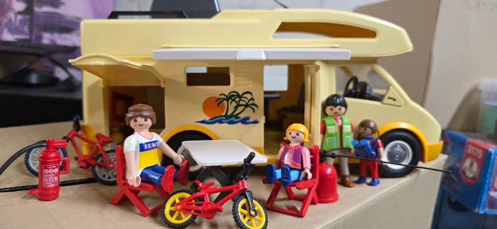 Playmobil 3647 Familie Kampeerwagen set, Enlèvement, Comme neuf