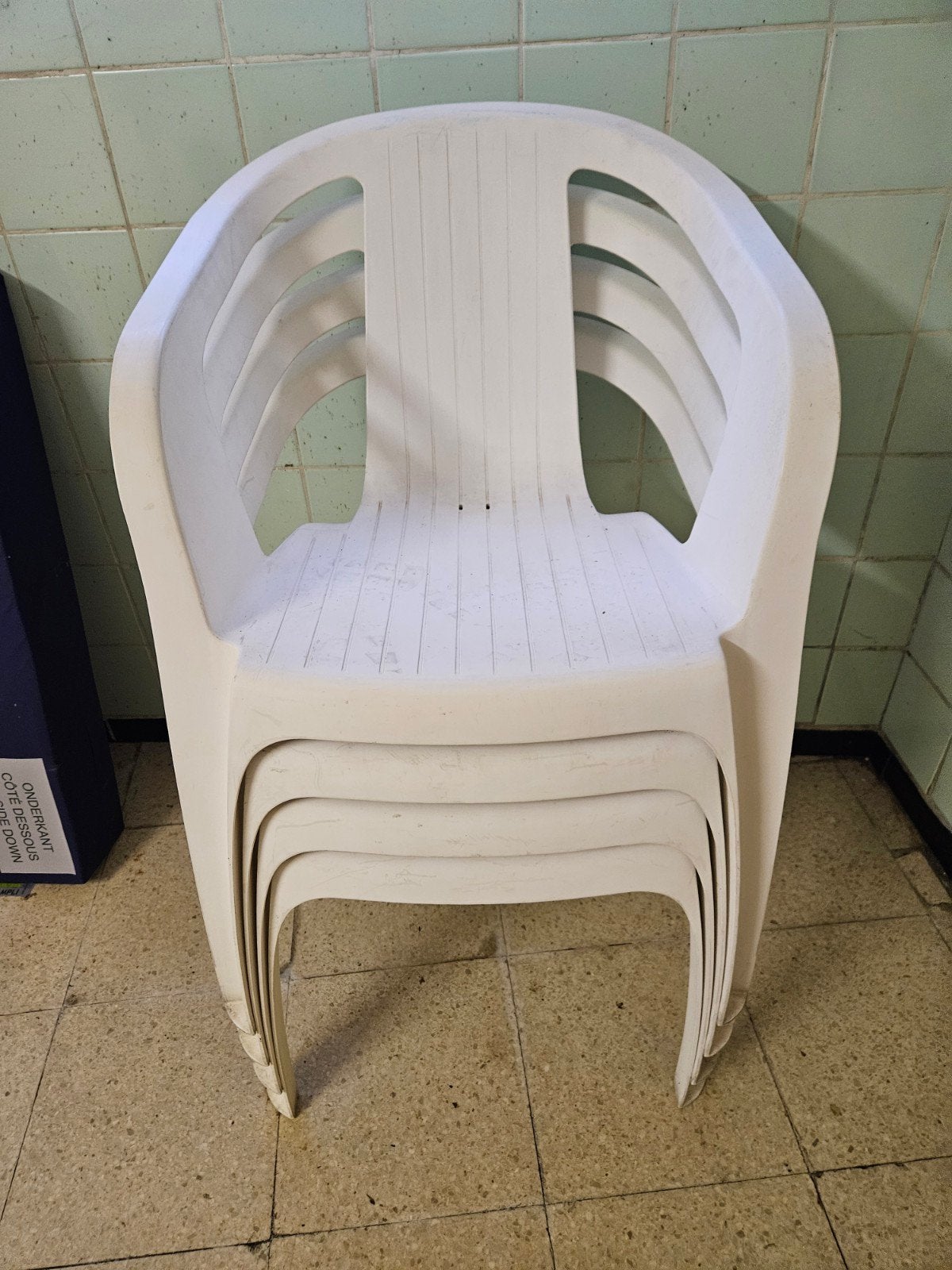 Tuinstoelen, Ophalen