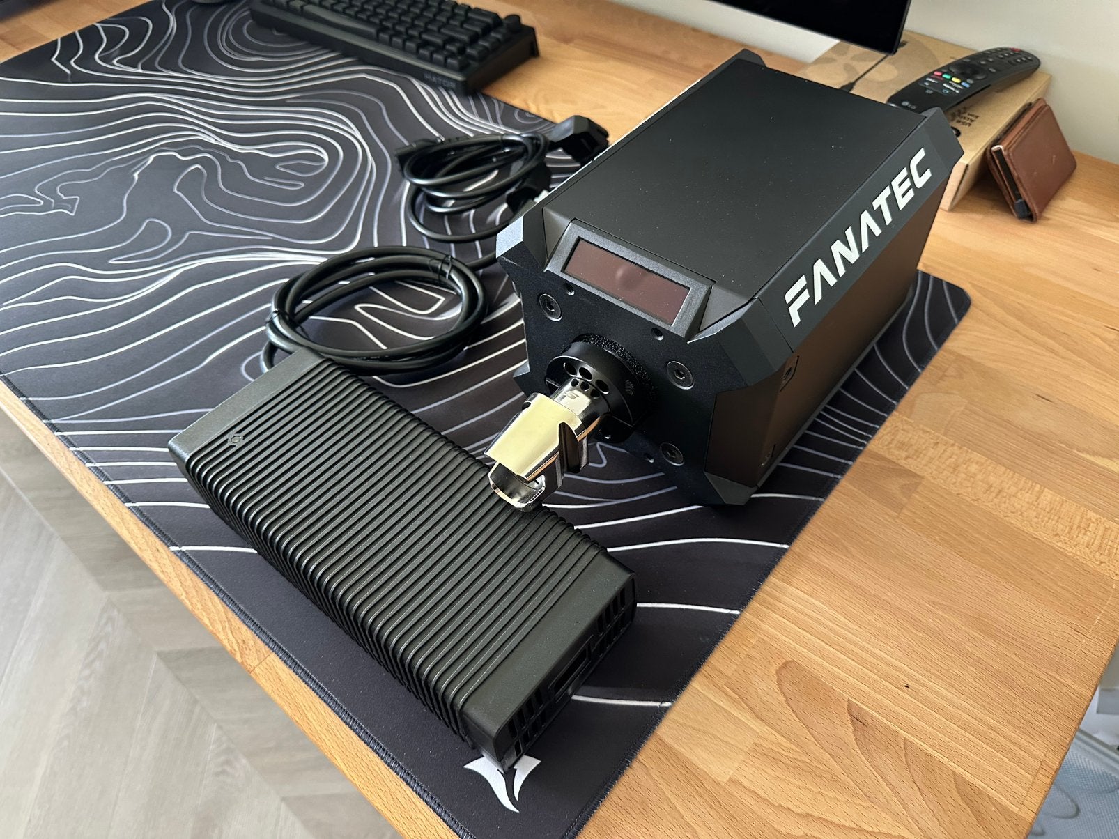 Fanatec Podium DD1 QR2 + Formula v2 Advance Paddle Module, Computers en Software, Ophalen, Zo goed als nieuw