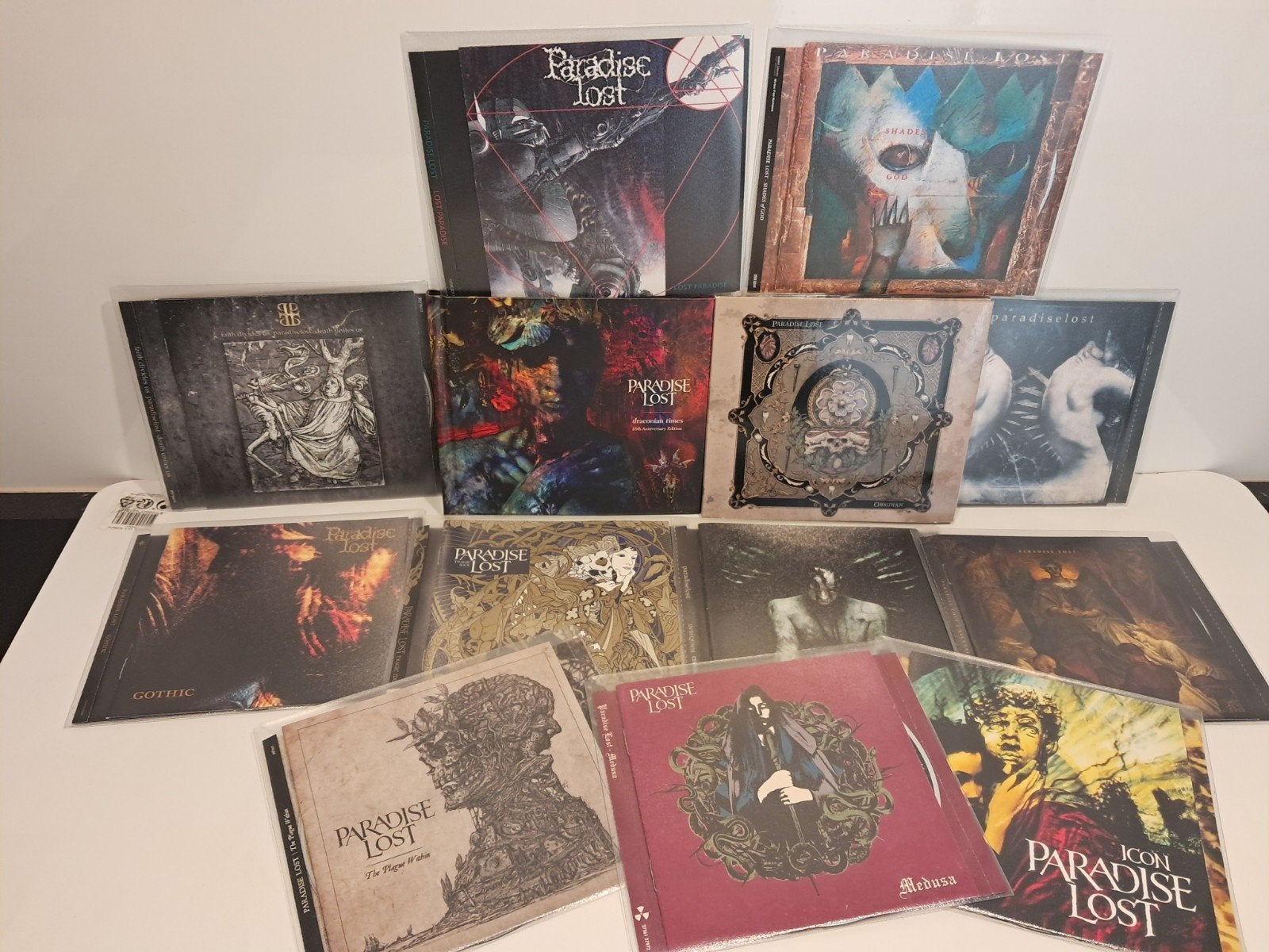 PARADISE LOST, Enlèvement ou Envoi