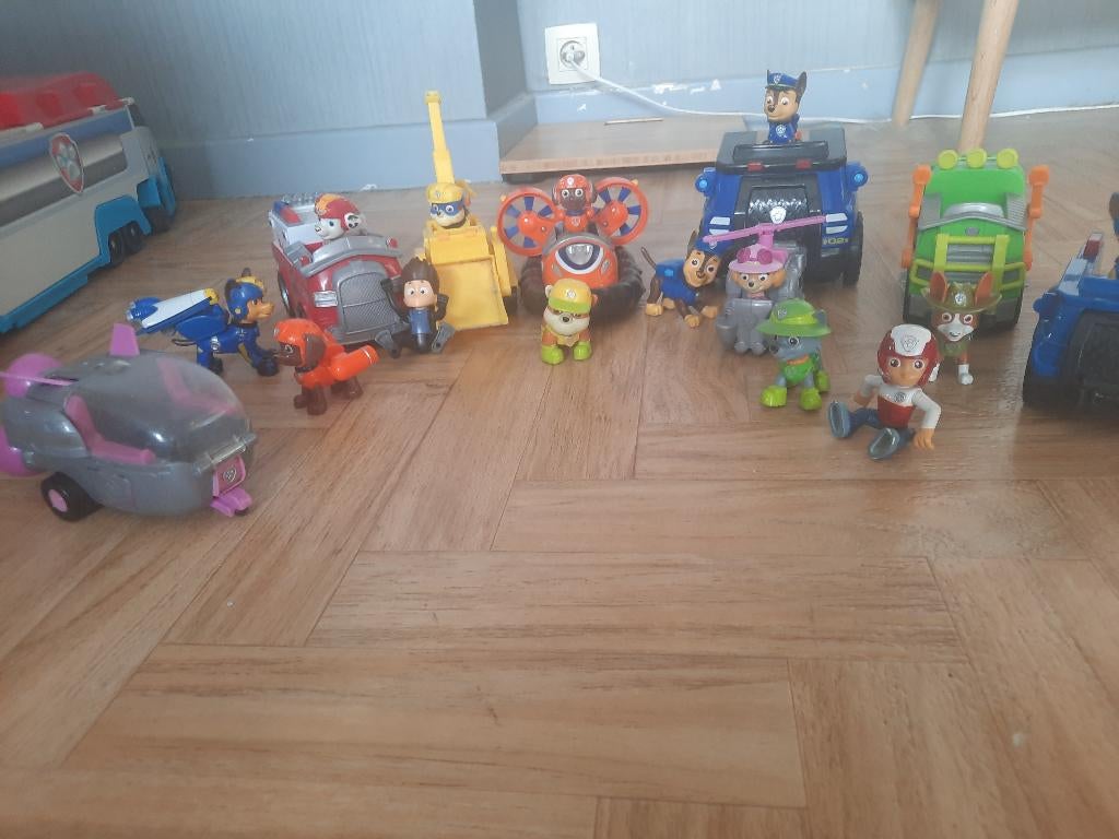 Voortuigen en figuren paw patrol, Enlèvement, Comme neuf