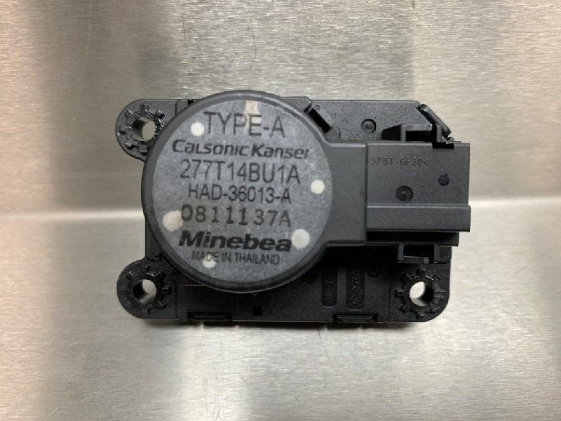 KACHELSTELMOTOR Nissan Qashqai (J11) (|277T14BU1A|), Gebruikt, Nissan