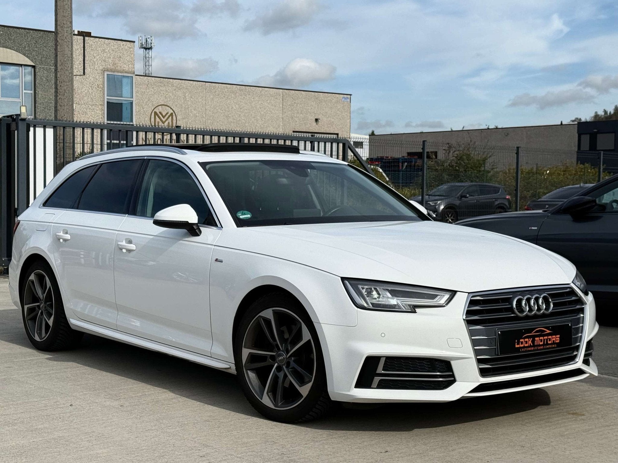 Audi A4 Avant S line 2.0 TDi S tronic 122cv CUIR TOIT PANORA, Autos, Euro 6, Entreprise, 1968 cm³, Noir