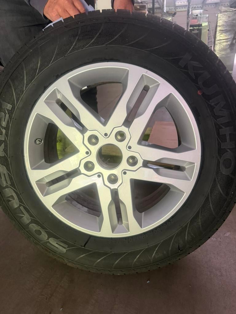 set originele velgen + zomerbanden  Mercedes-Benz G-Klasse, Auto-onderdelen, Banden en Velgen, Banden en Velgen, Zomerbanden, 18 inch