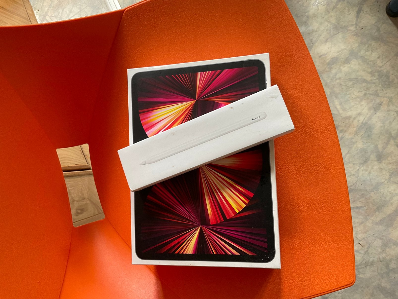Ipad pro 11 inch 3e generatie met apple pencil 2e, Computers en Software, Apple iPads, Ophalen, 11 inch, Zo goed als nieuw, Apple iPad Pro