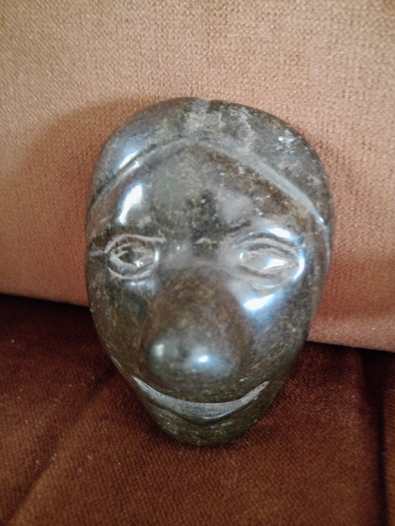 Curiosités masque Africain en pierre 10cm Shona Zimbabwe, Afrique, Enlèvement ou Envoi, Pierre/céramique, Brun