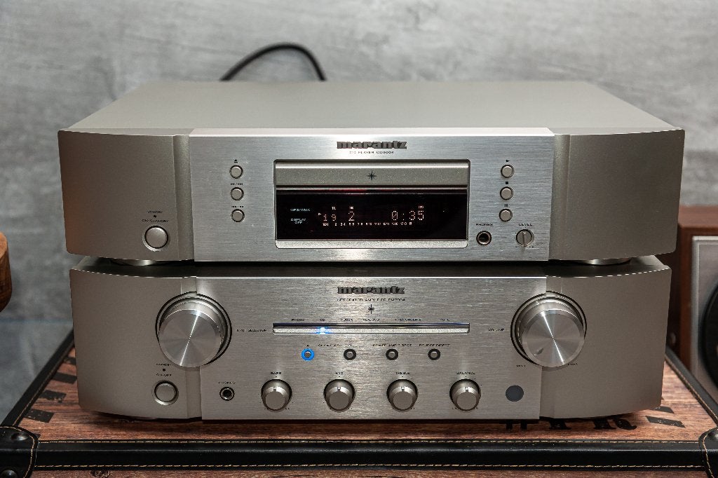 Ensemble Marantz Ampli PM7004 - Lecteur CD5004, TV, Hi-fi & Vidéo, Chaîne Hi-fi, Enlèvement, Utilisé, Lecteur CD, Autres marques
