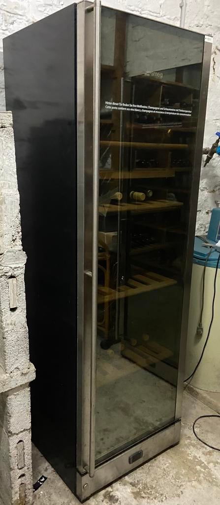 SMEG wijnkelder, Elektronische apparatuur, Koelkasten en IJskasten, Ophalen, Zo goed als nieuw
