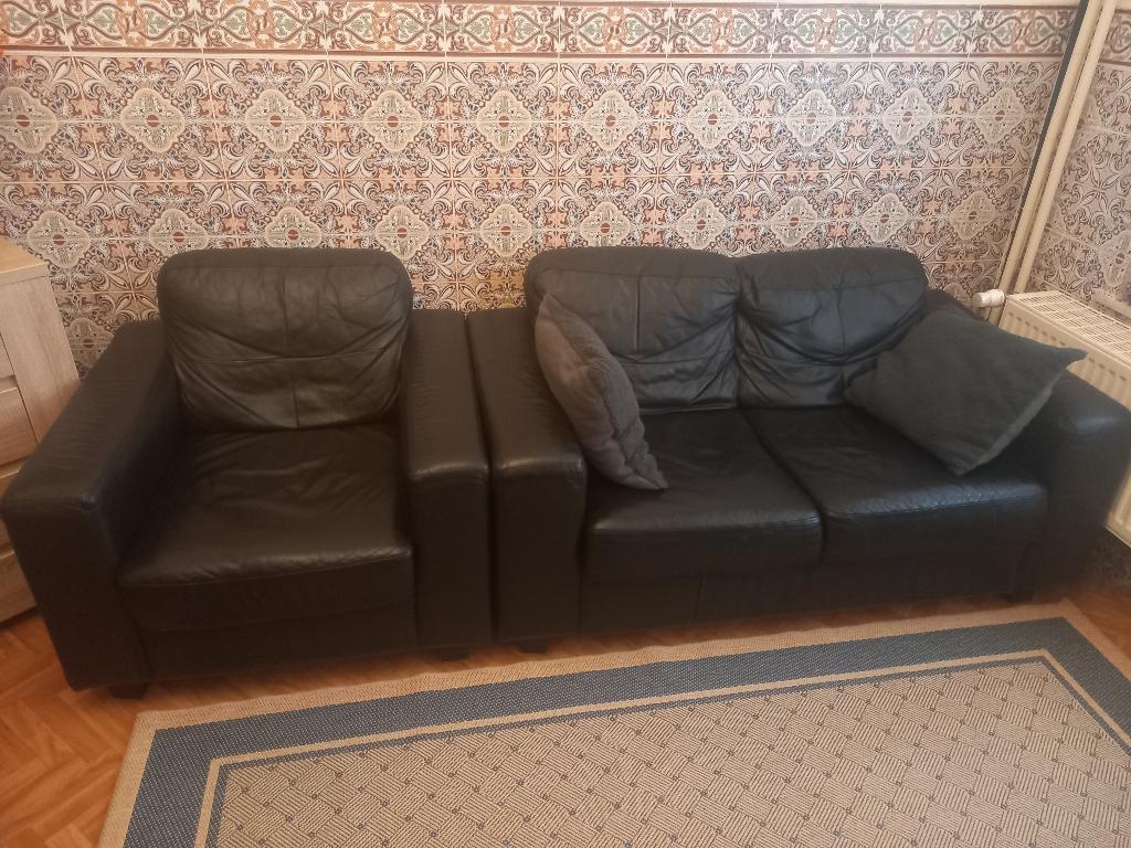 Fauteuils noir semi cuire, Enlèvement, Utilisé, Quatre personnes ou plus, Cuir