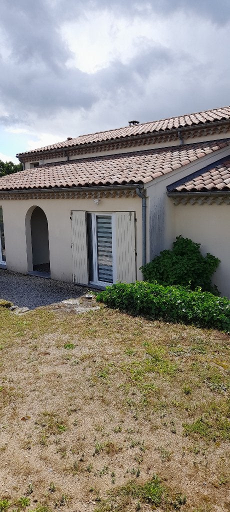 Location vacance Ardèche, Propriétaire, Ardèche ou Auvergne, Lac ou rivière, Maison de campagne ou Villa