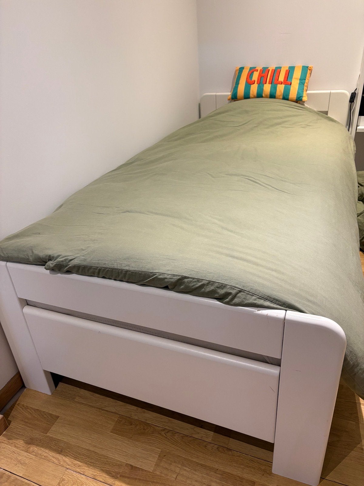lit simple, 90 cm, Enlèvement, 200 cm, Une personne