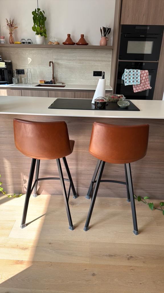 2 tabourets de bar, Enlèvement, Utilisé
