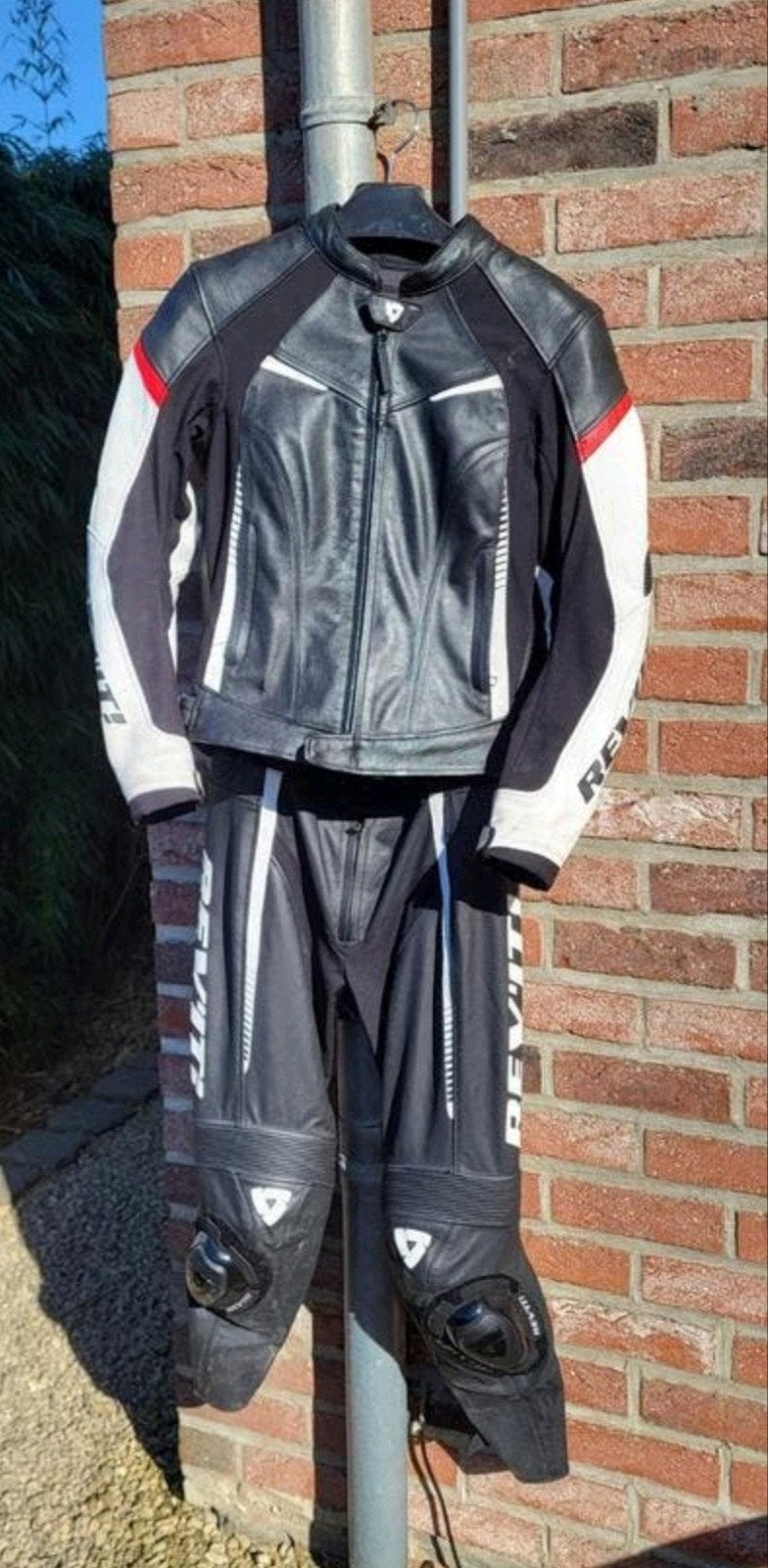 Combinaison moto en cuir femme revit