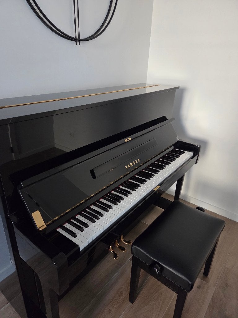 Yamaha U1 buffetpiano, Muziek en Instrumenten, Ophalen, Gebruikt, Zwart, Piano