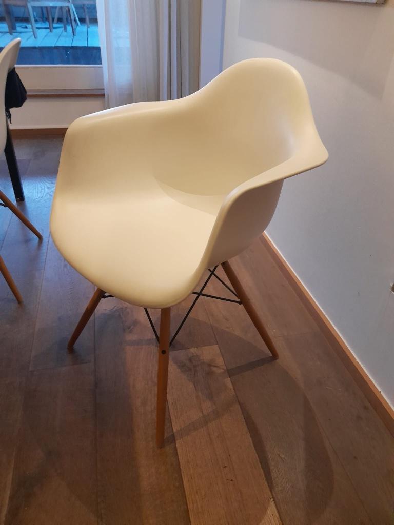 6 Eames DAW chair wit met houten onderstel, Bois, Mid modern century, Enlèvement, Blanc