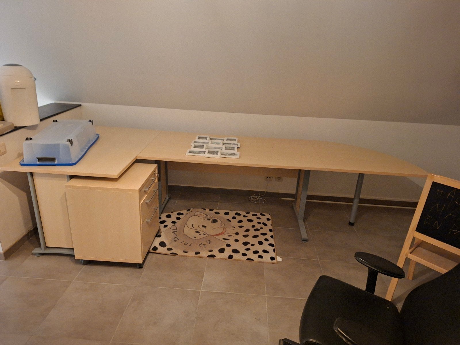 hoekbureau, Enlèvement, Bureau d'angle